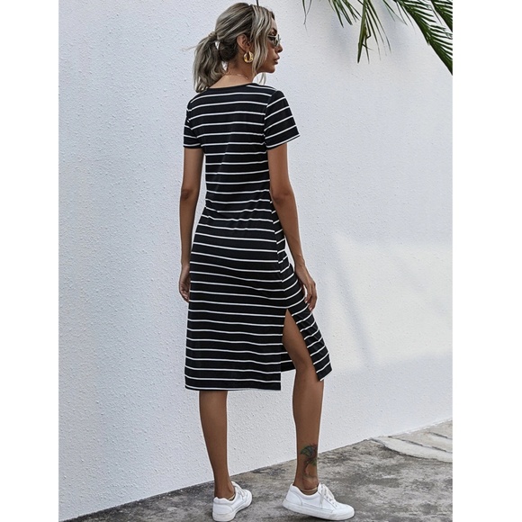 Striped Tee Shirt Dress Side Slits White on Black Short Sleeves - Picture 4 of 8